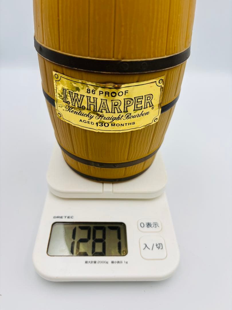 130 MONTHS I.W.ハーパーバーボンウイスキー樽型750ml1287g