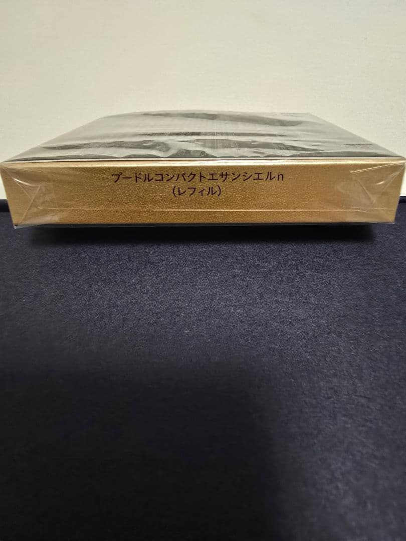新品★匿名配送 クレドポーボーテ プードルコンパクト エサンシエルn レフィル