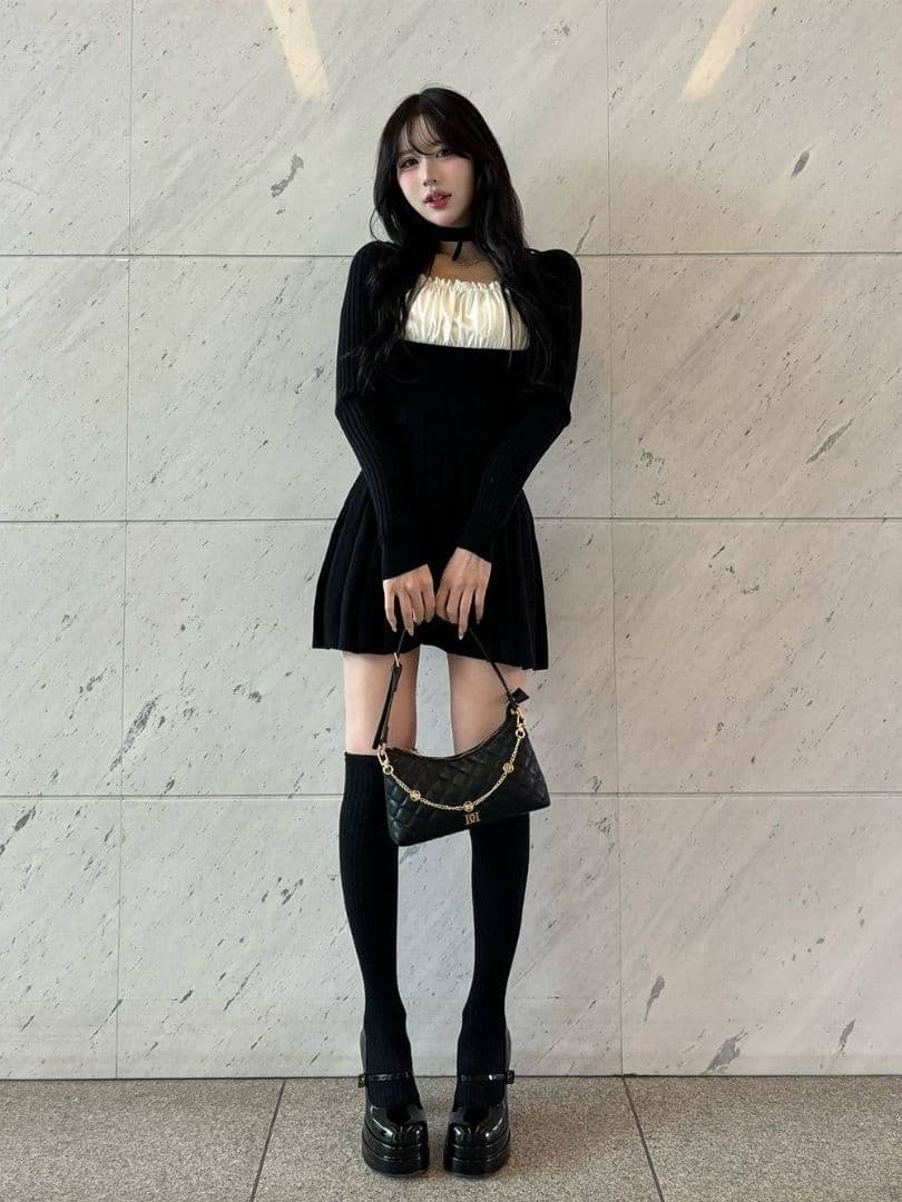 ダーリッチ ネックリボンデザインフレアニットミニワンピース 新品タグ付き