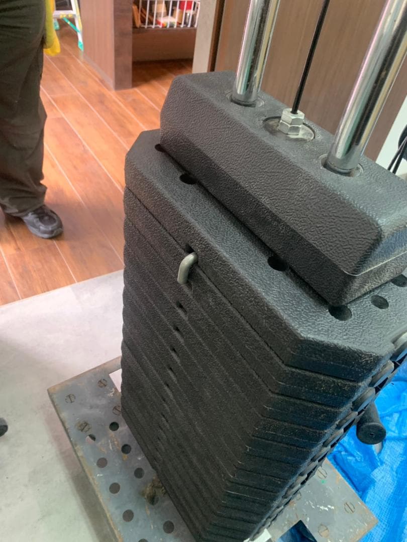 【コンテナ保管】【福岡市限定】ウエイトトレーニングマシン IROTEC