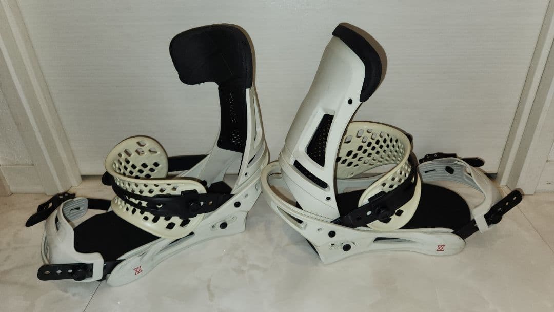 美品BURTONマラビータLビンディングバートンmalavita