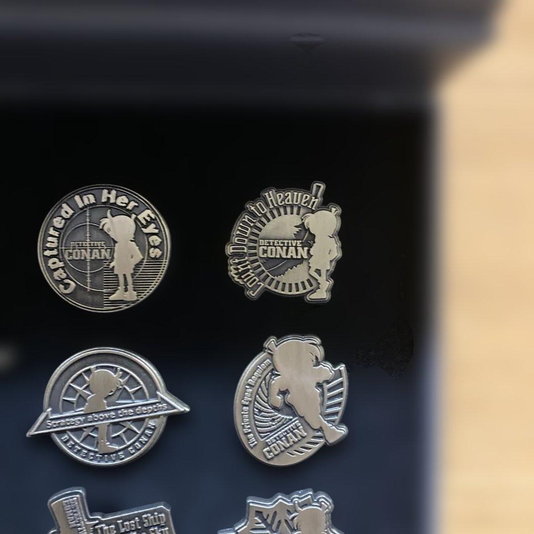 名探偵コナン20周年記念 歴代映画Blu-rayBOX受注生産限定特典ピンバッジ