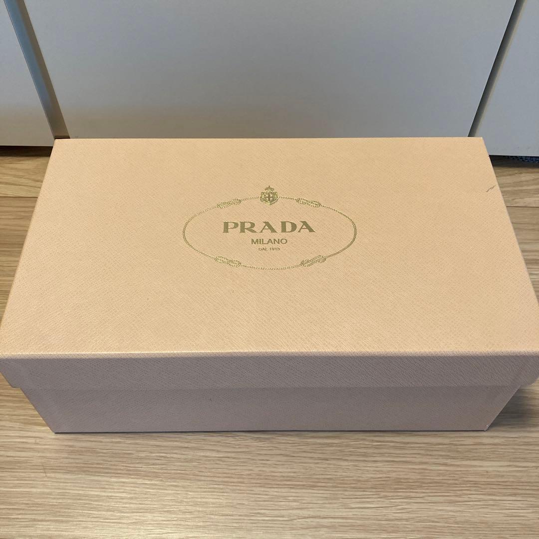 【新品未使用】PRADA ヒールサンダル