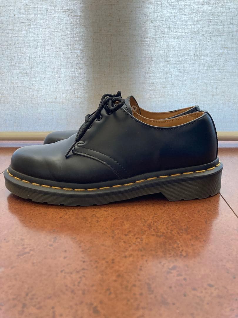 Dr. Martens ドクターマーチン 3ホール UK5