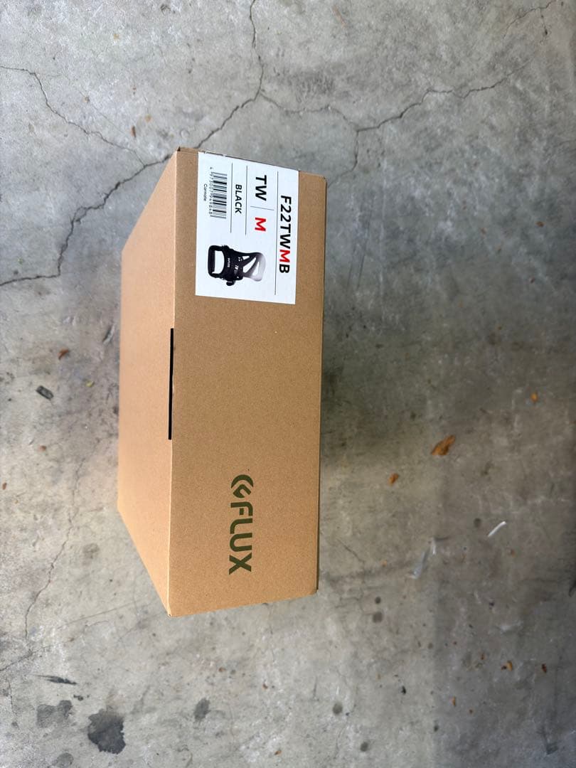 FLUX TW 21-22 Msize 中古