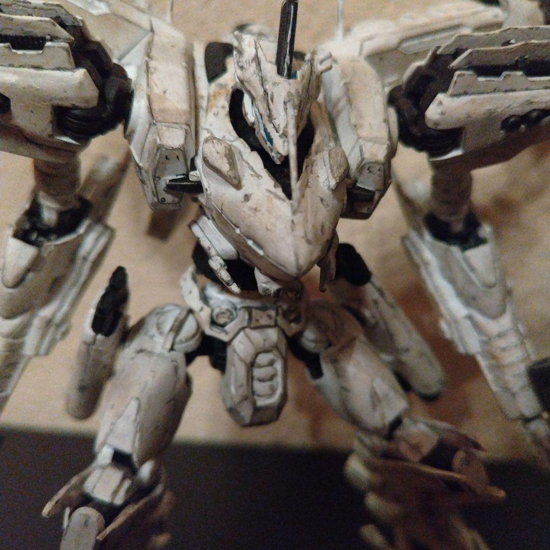 アーマードコア 1/72 ホワイト・グリント 全塗装 ウェザリング済み
