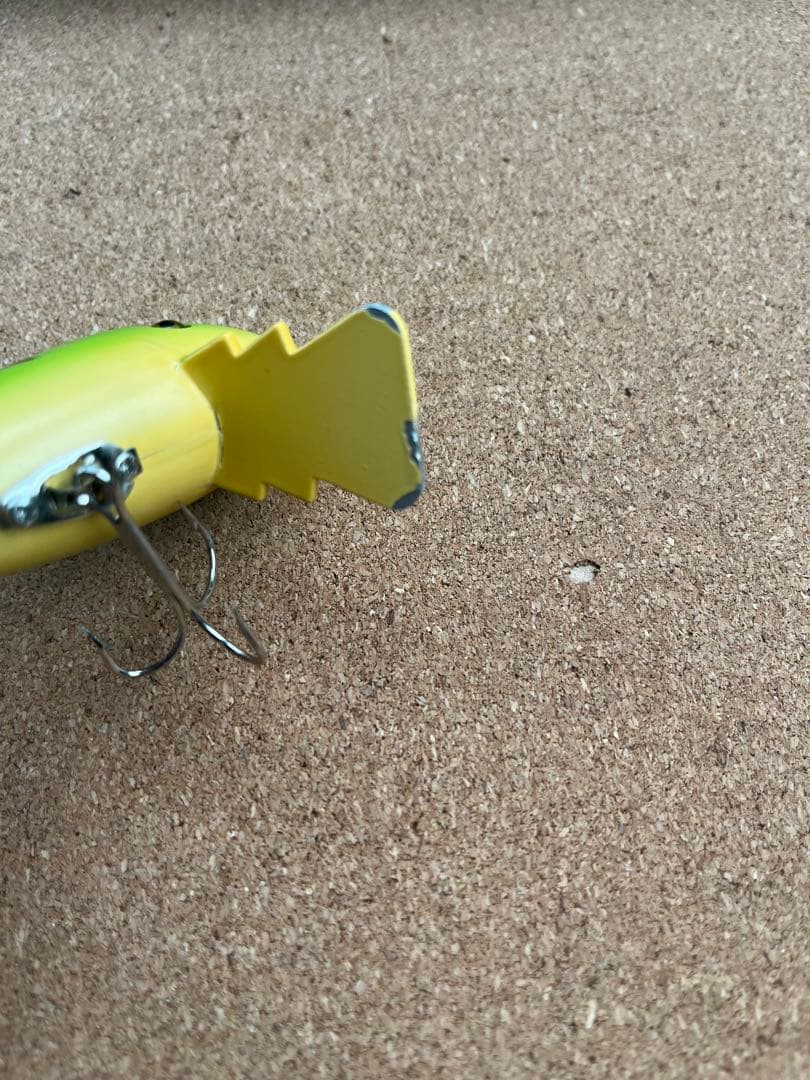 タマタマルアー　釣りタイガー