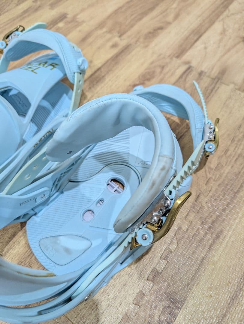 BURTON　バートン　CARTEL　カーテル　ESTd　サイズM