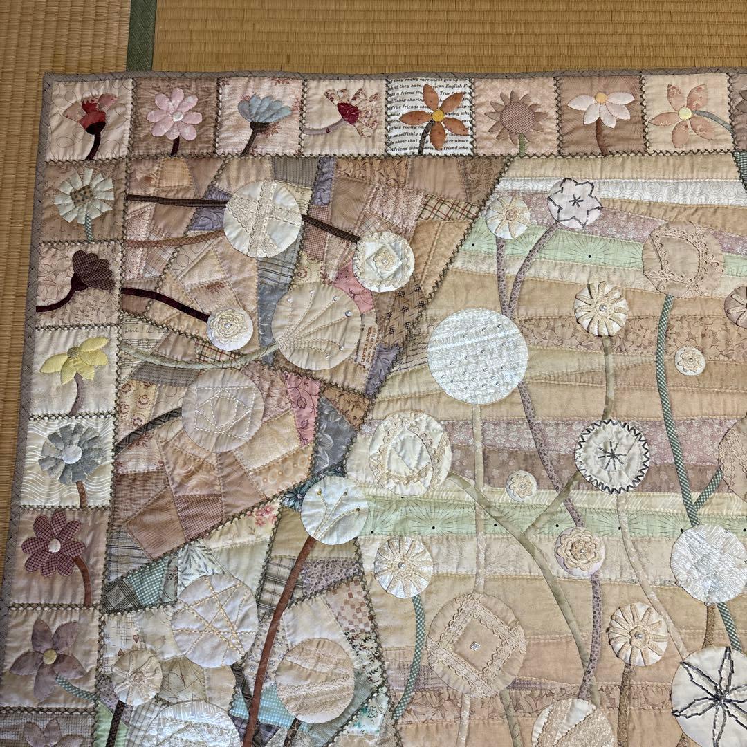 大判タペストリー　手作りキルティングマット 花柄