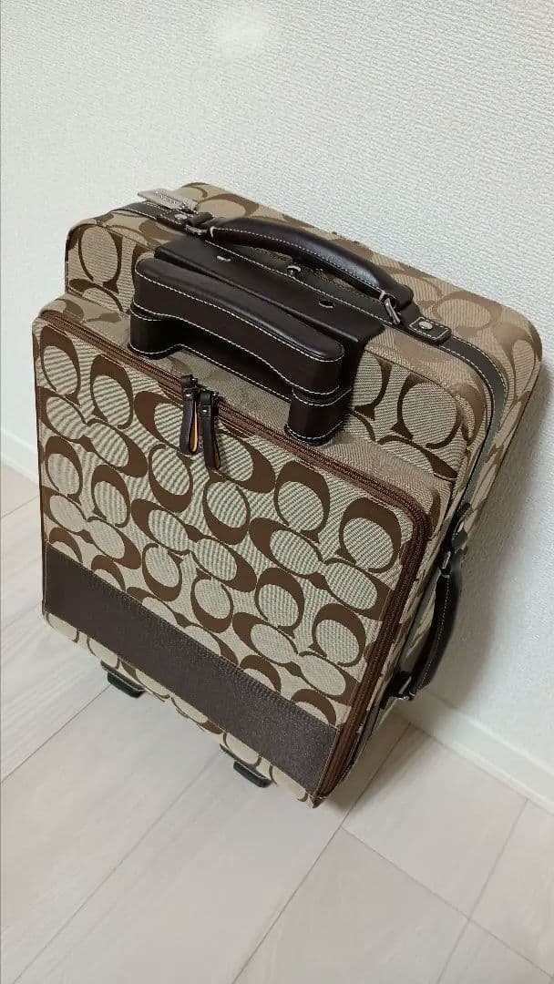 COACH コーチ キャリーケース　新品ですが訳ありです