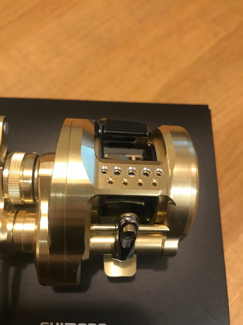 未使用品 シマノ 21カルカッタコンクエスト100HG