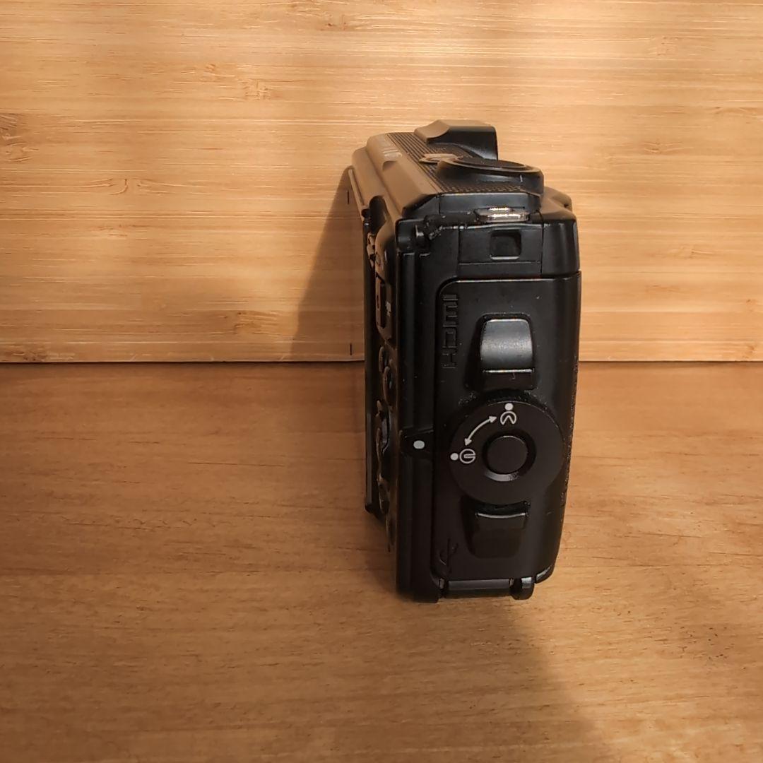 Nikon COOLPIX W300 防水カメラ　カモフラージュ