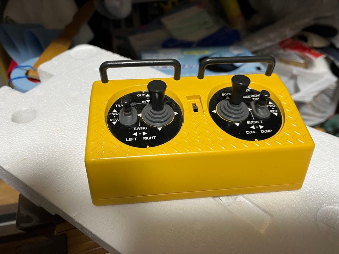 KYOSHO 1/50 油圧ショベル KOMATSU コマツ PC1250-8