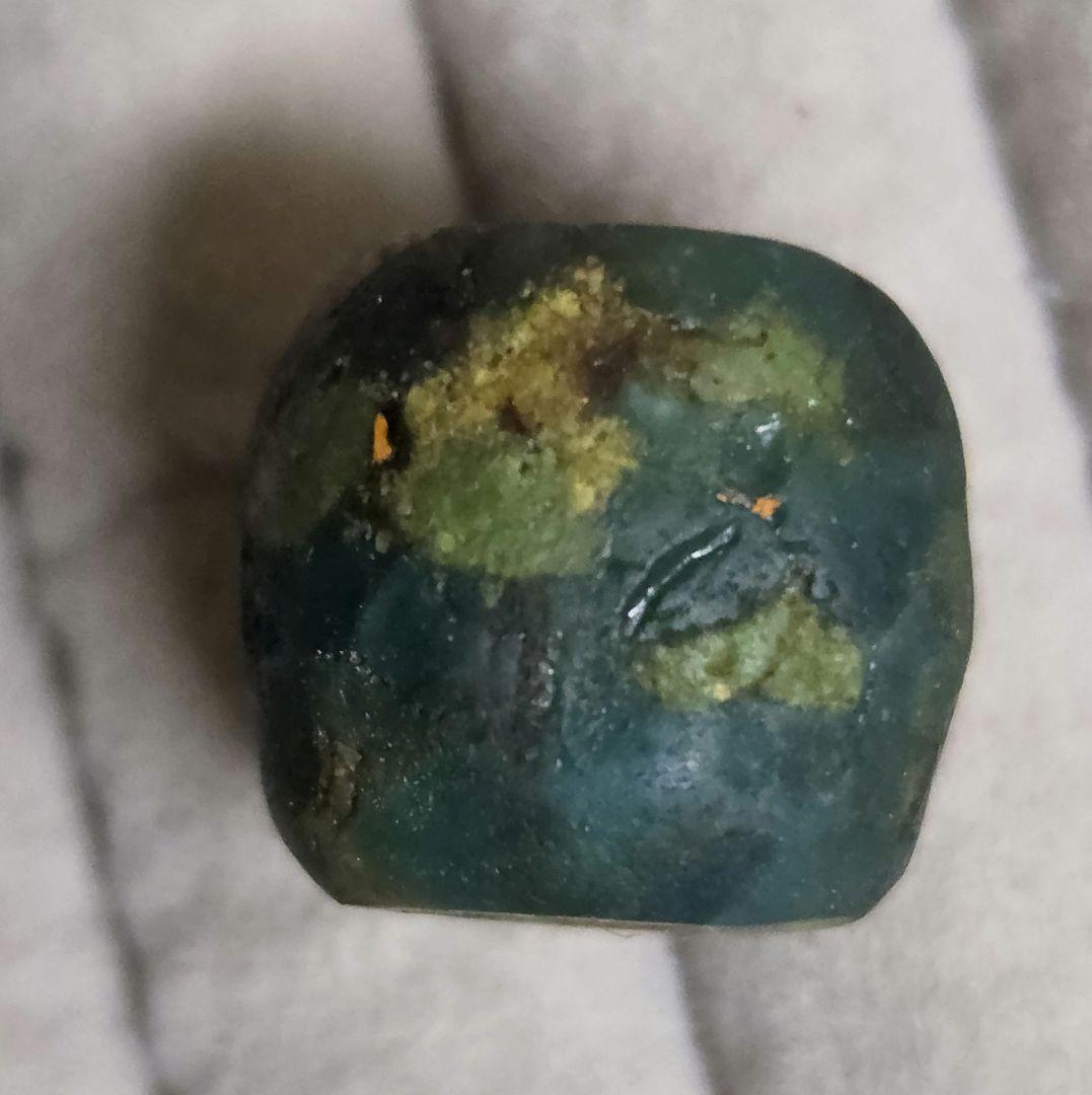 009　ビーズ　古代ジャワ玉　ジャワ島東部で出土　！