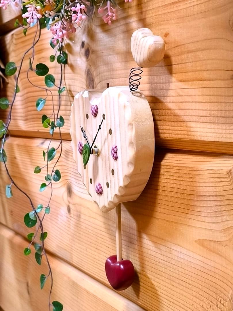 ⭐アメリカンカントリー雑貨♥ぷっくりハート❤️の振り子時計