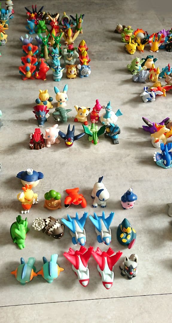 ポケモンキッズ 550体以上まとめ売り 未使用シール90枚以上付き