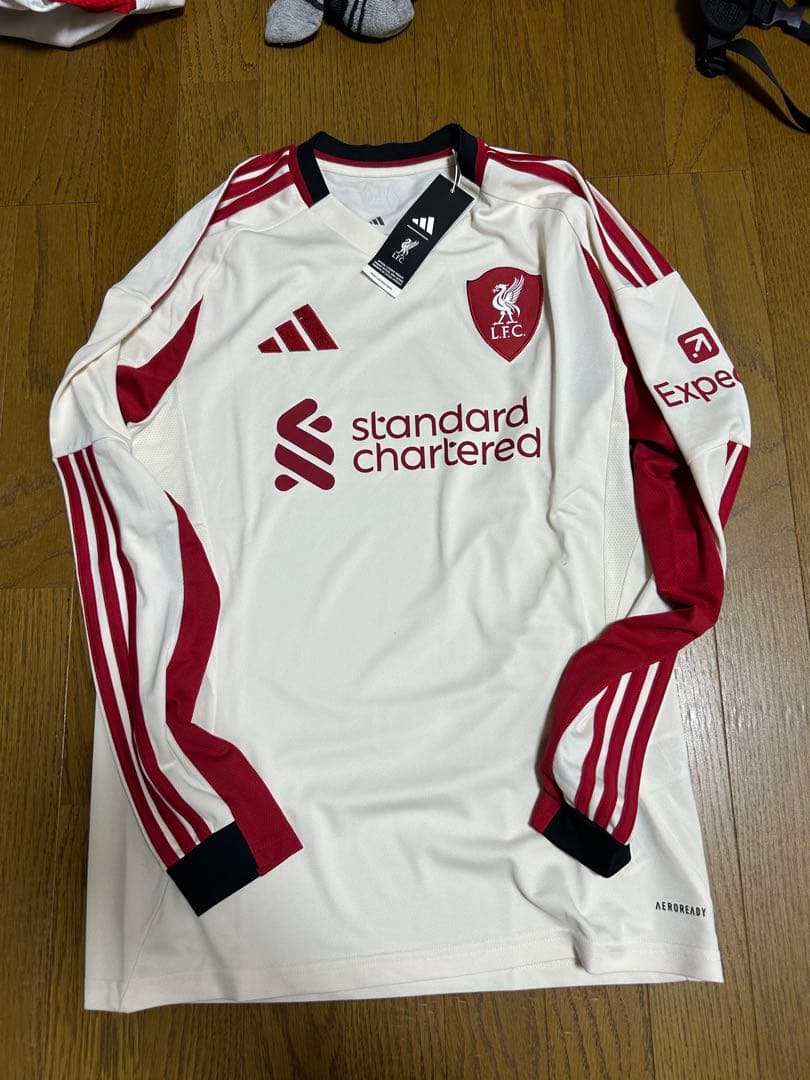 リヴァプール AWAYユニフォーム
