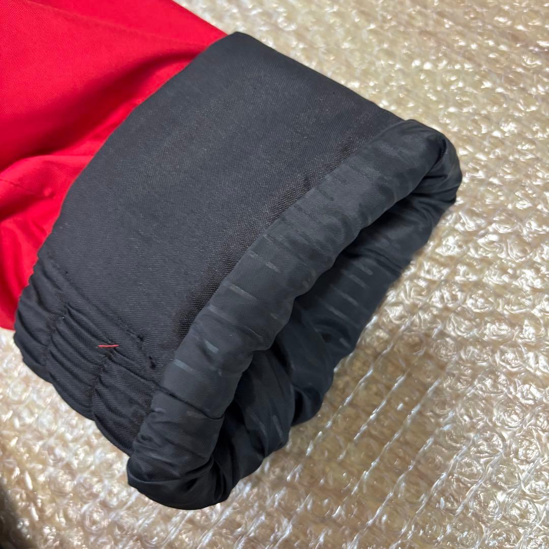 美品　希少　NIKE SB Mサイズ　スノーボードウェア　スキー　ジャケット