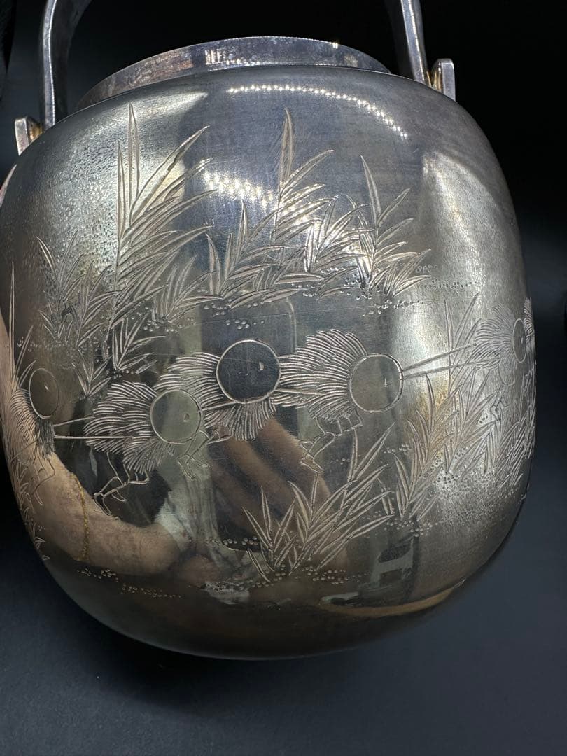 純銀　銀瓶　水差　大水指　彫刻　片切彫　箱あり　1201g 骨董古美術