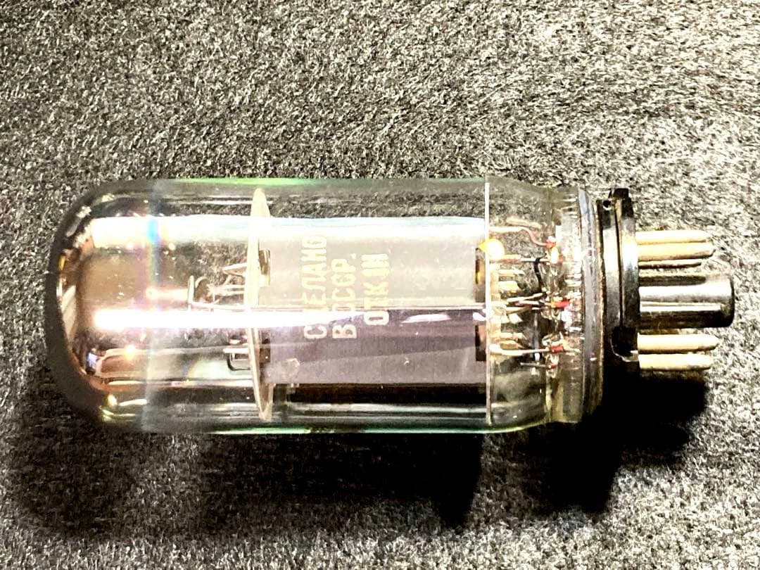 6 L 6 / 5881 ロシア製 新品未使用真空管 4 本セット