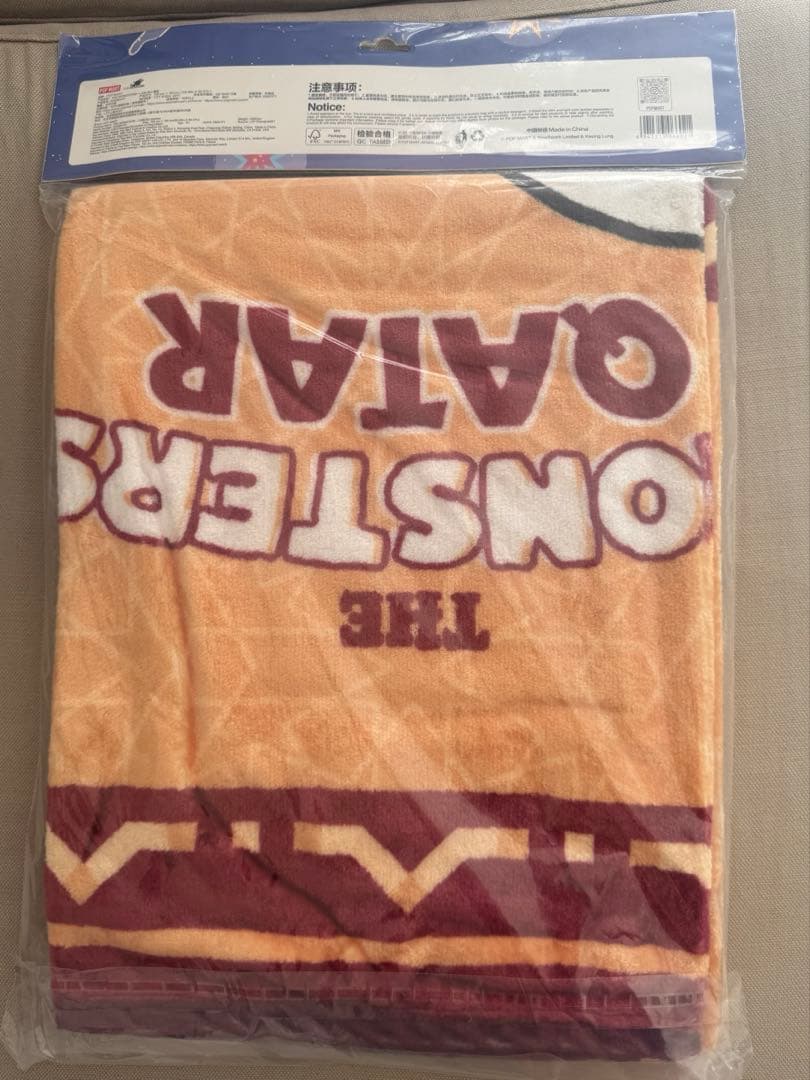 POPMART QATARオープン記念　限定ラブブブランケット