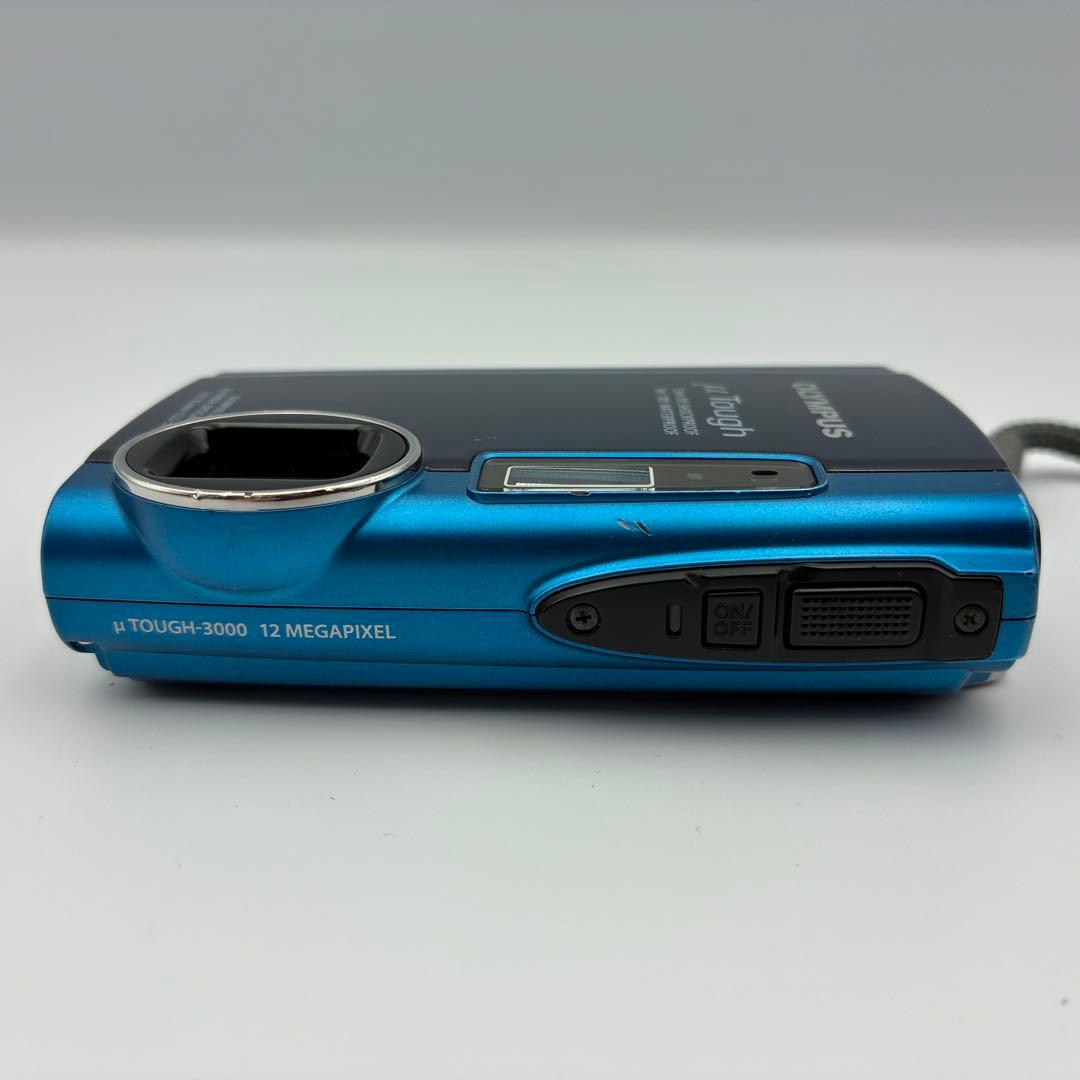 防水・内蔵メモリ1GB OLYMPUS μ TOUGH-3000 動作品 ブルー