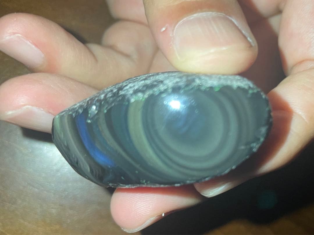 研磨品　十勝石玲瓏　イエロー、グリーン、ブルー、他　レインボーオブシディアン