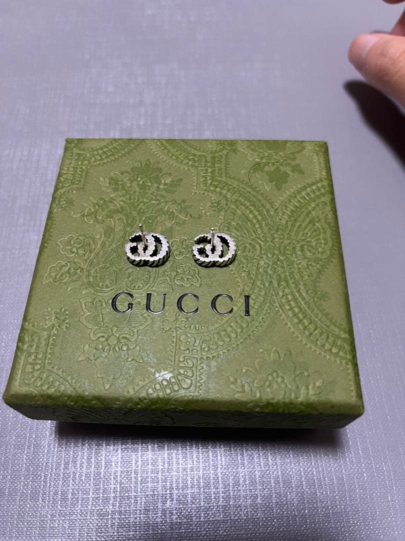 GUCCI ダブルG ピアス