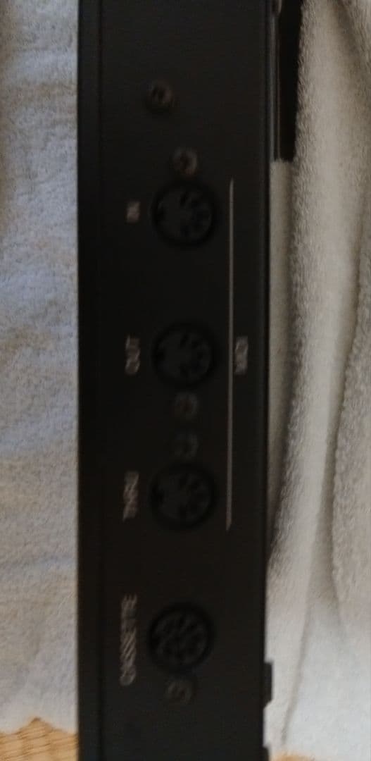 ヤマハTX81Z FM TONE GENERATOR