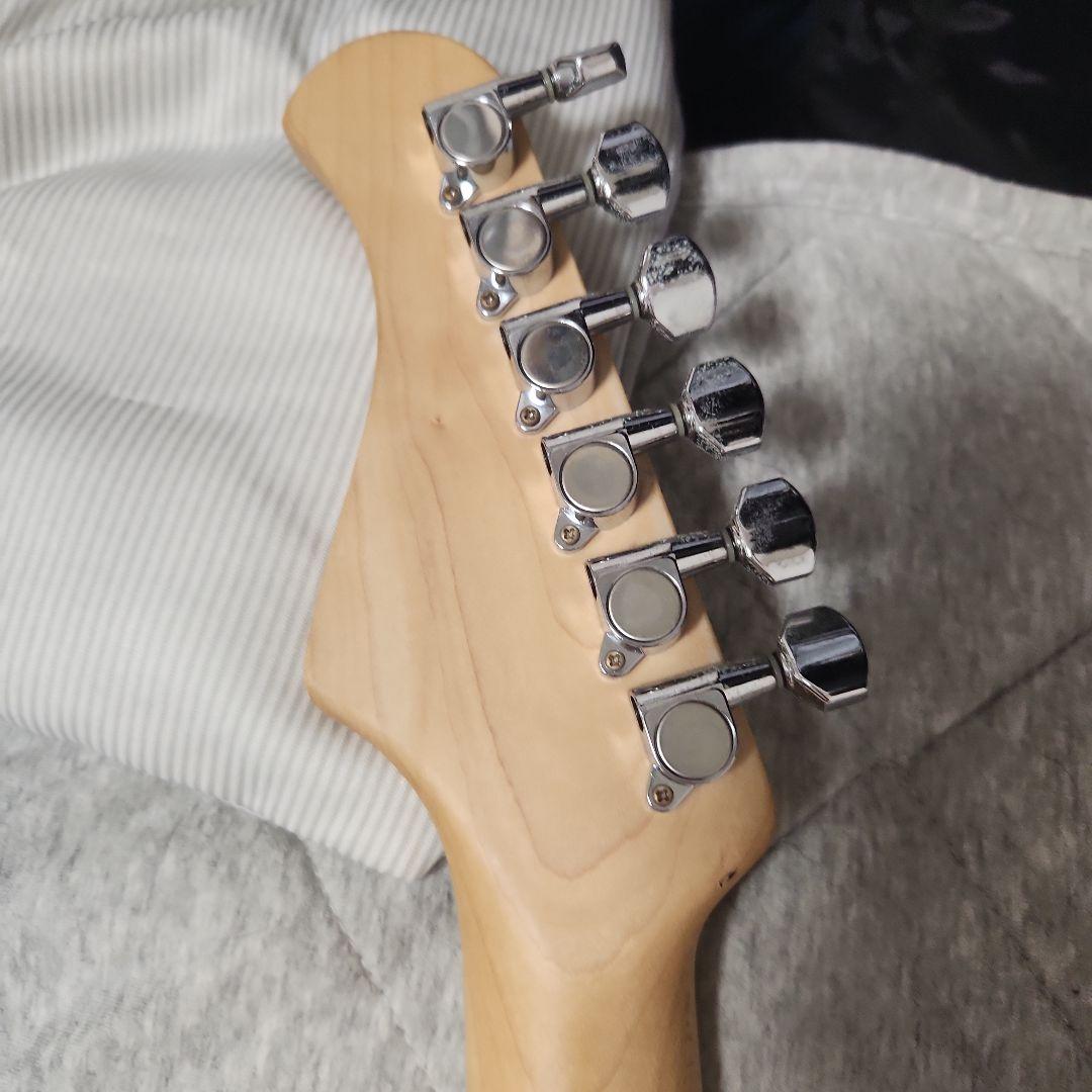 Bacchus バッカス　エレキギター　ストラトキャスタータイプ