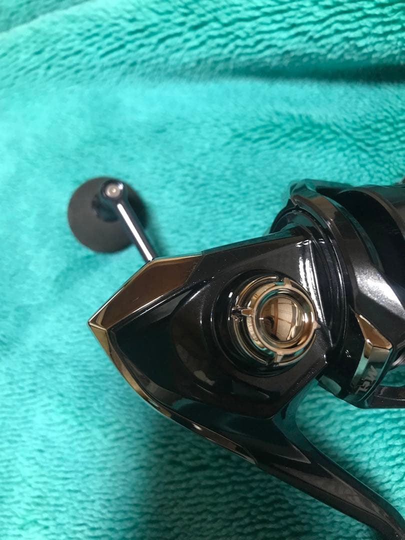 SHIMANO 25TWIN POWER XD 4000XG スピニングリール