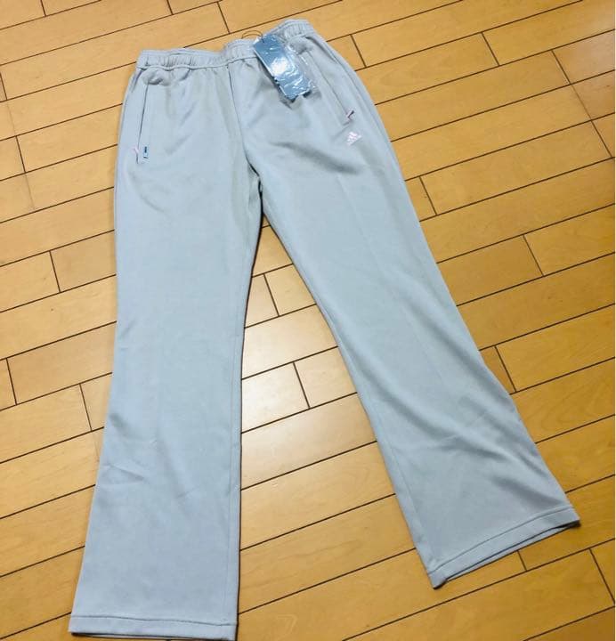 2＊未使用＊adidas トレーニングウェア　上下　ライトベージュ×ピンク