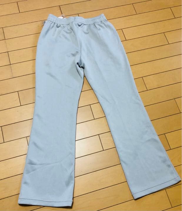 2＊未使用＊adidas トレーニングウェア　上下　ライトベージュ×ピンク