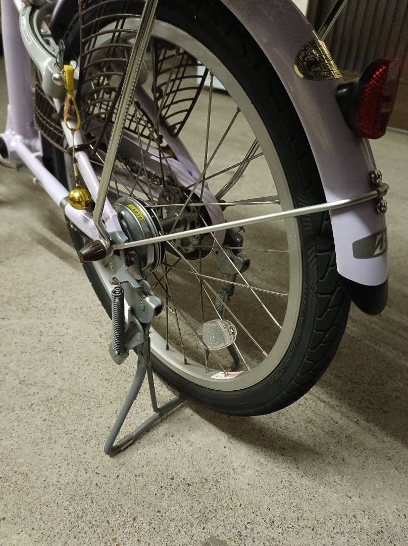 ブリヂストン　アルミーユミニ「AU00T」20インチ 変速なし オートライト