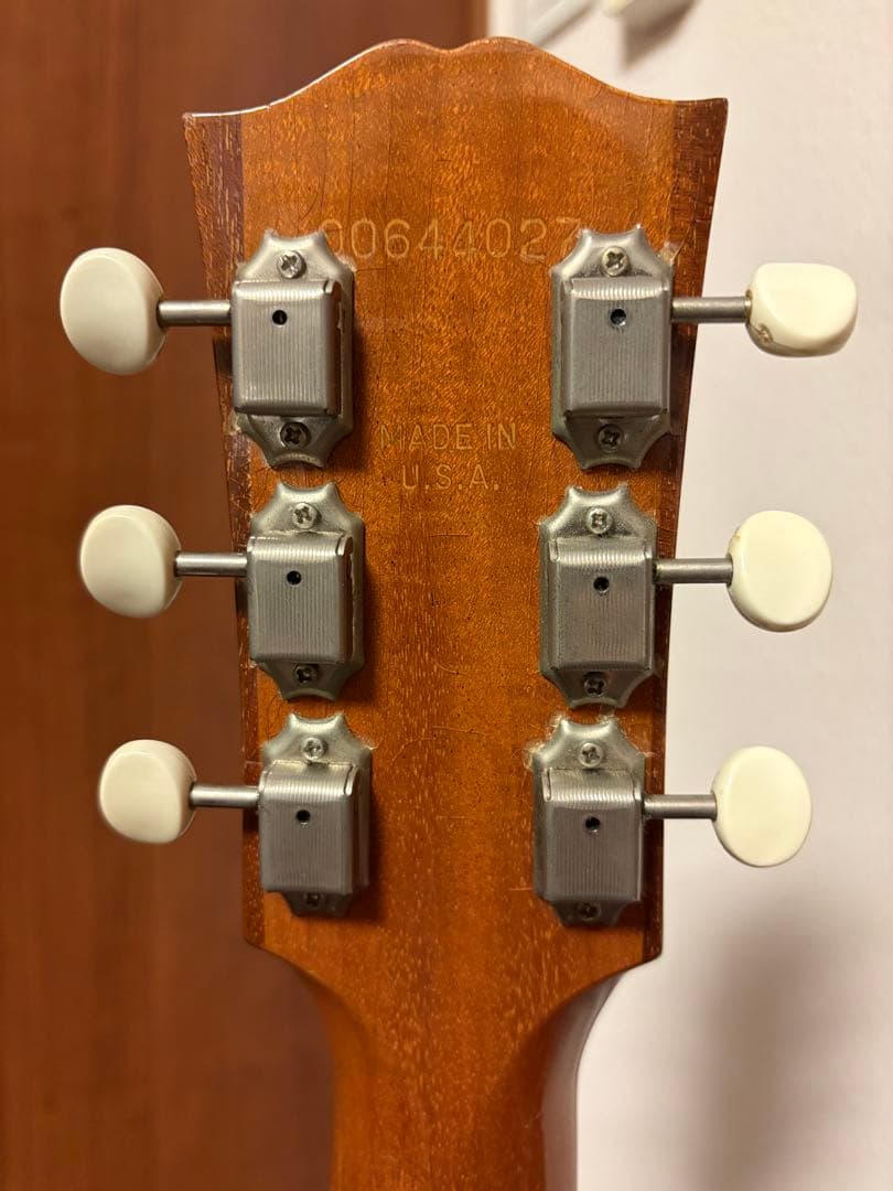 2004年製 Gibson J-50