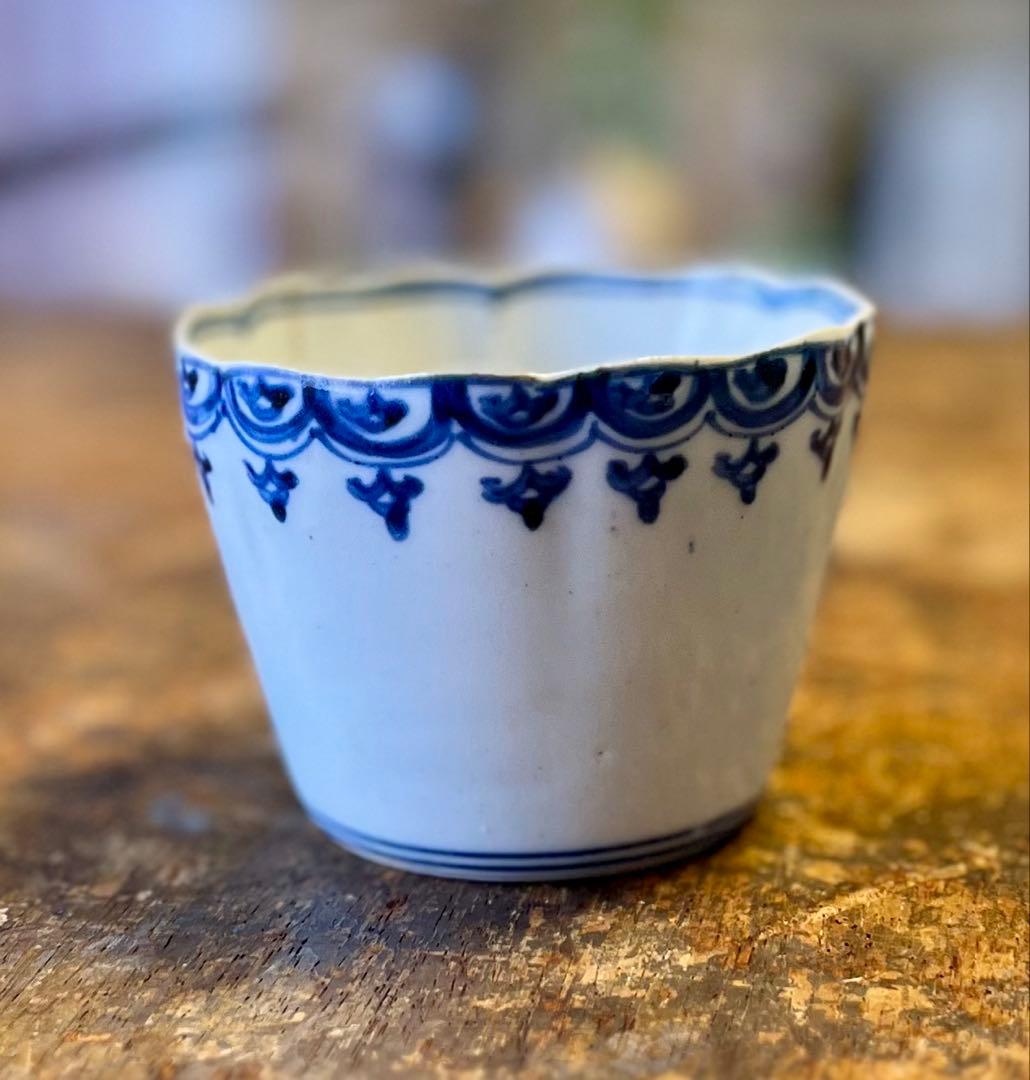 古伊万里　染付　大ぶりなそば猪口　アンティーク　古陶磁器　酒器　カフェ　参考品