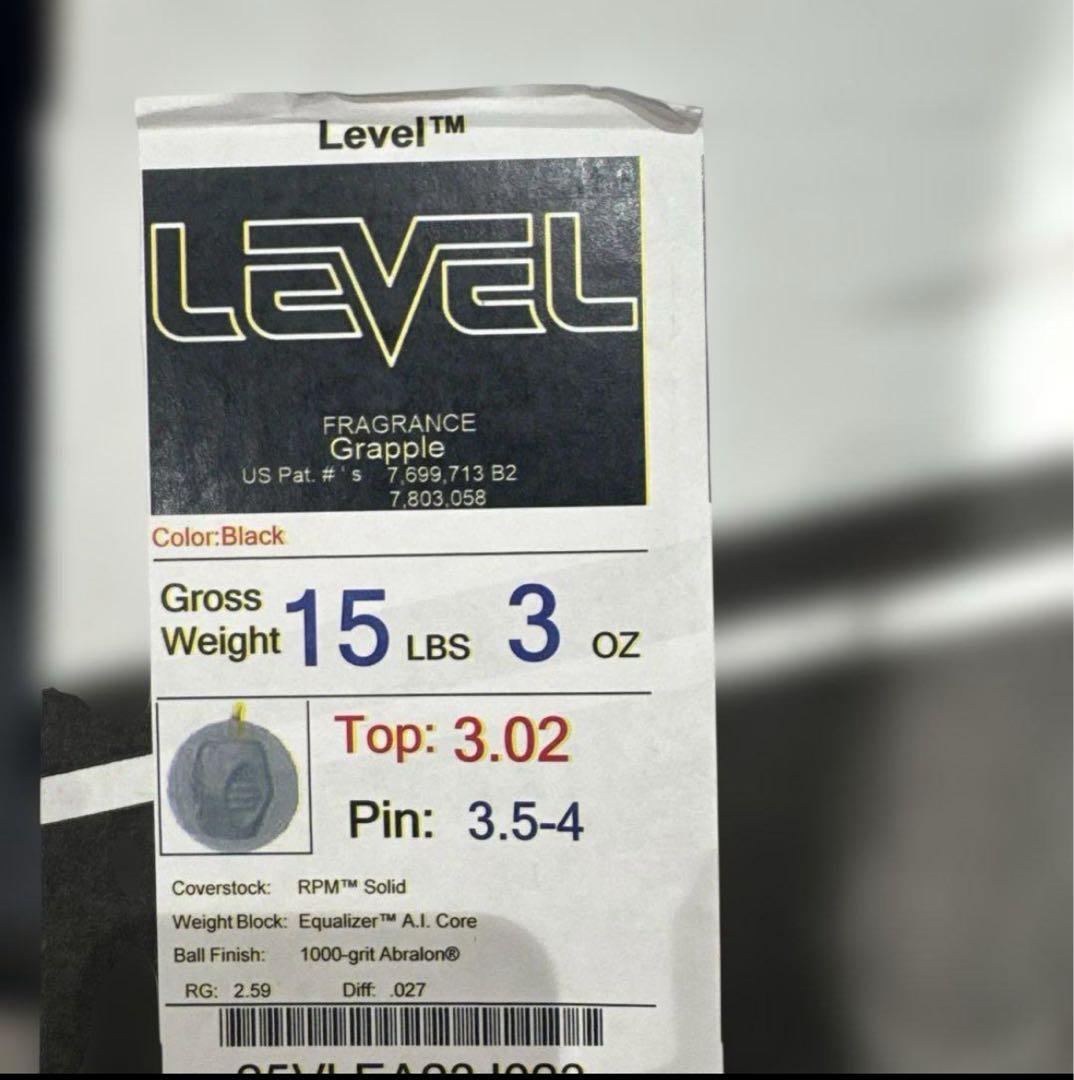 ゆうさん専用Level ボウリングボール 15ポンド