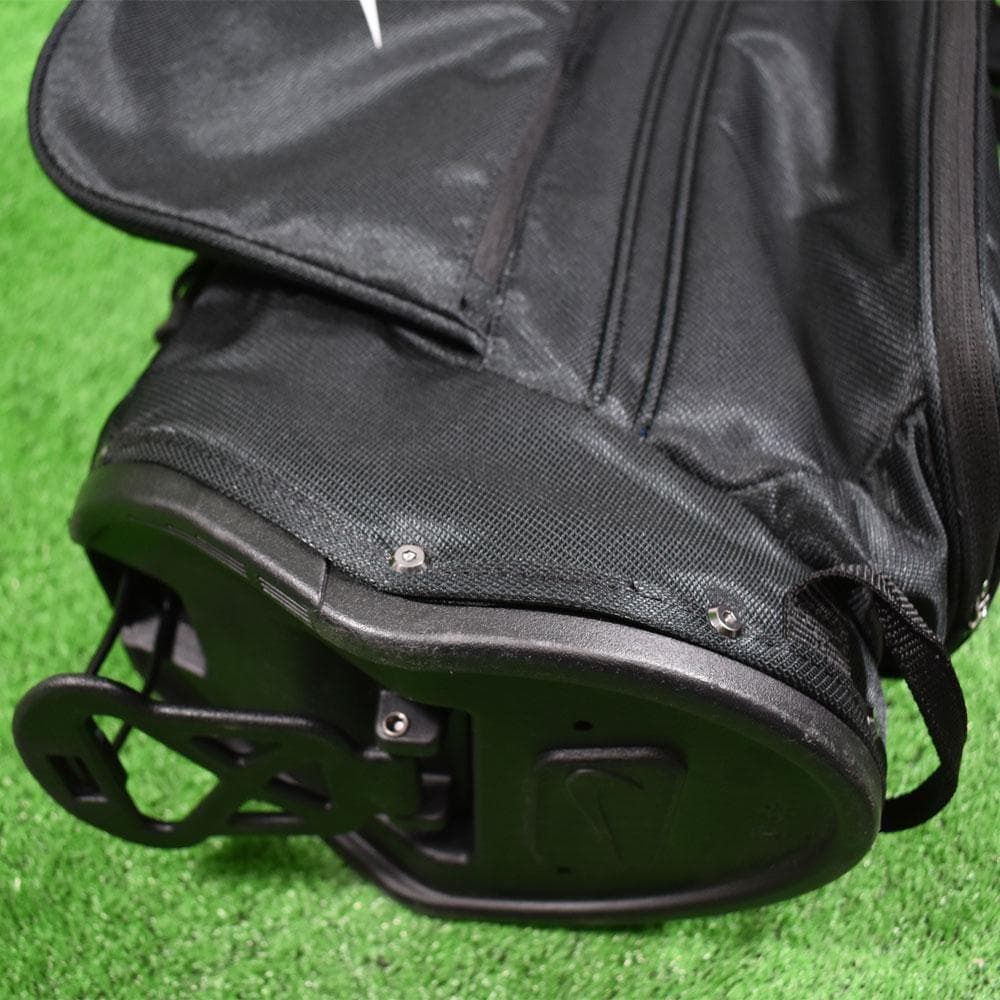 NIKE ナイキ ゴルフ 軽量 スリムキャディバッグ８型【ブラック】中古！