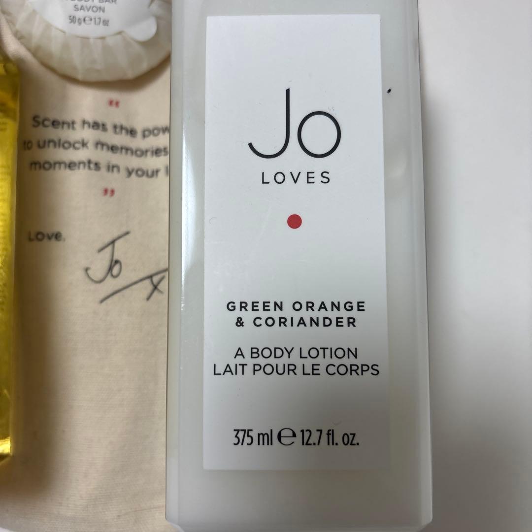 Jo Loves グリーンオレンジ & コリアンダー シャワージェルほか2点