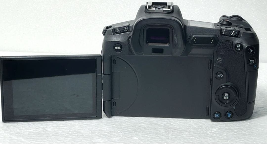 Canon EOS R ボディ 動作確認済み 中古品 フルサイズ
