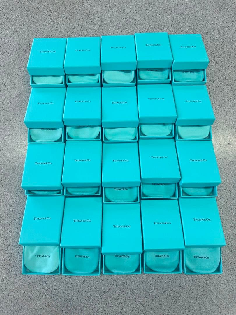 現行品Tiffanyティファニー　空箱巾着　40セット