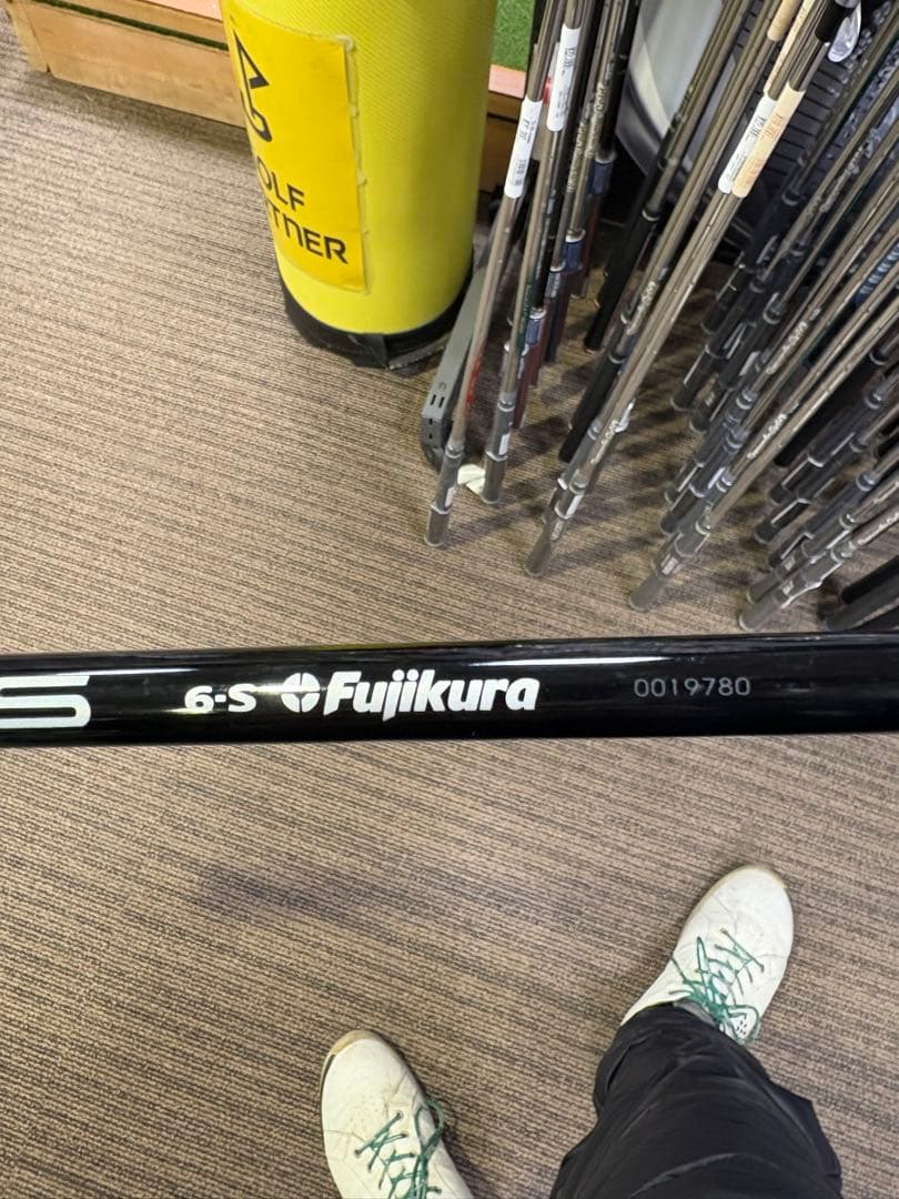 破格値下げ　極美品　ピンg430 ut 4u ベンタスブラック6S