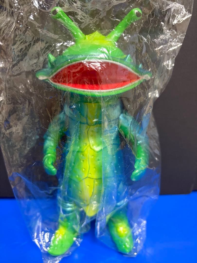 怪獣郷　カネゴン　イベント限定品　未開封