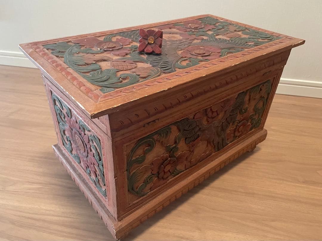 木製彫刻収納ボックス　木箱