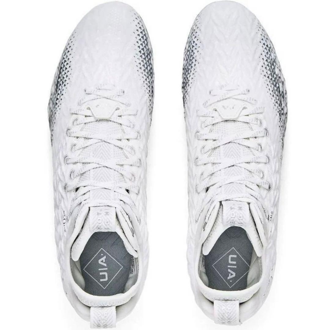 アンダーアーマー 26 スポットライト アメフト スパイク シューズ 白 靴