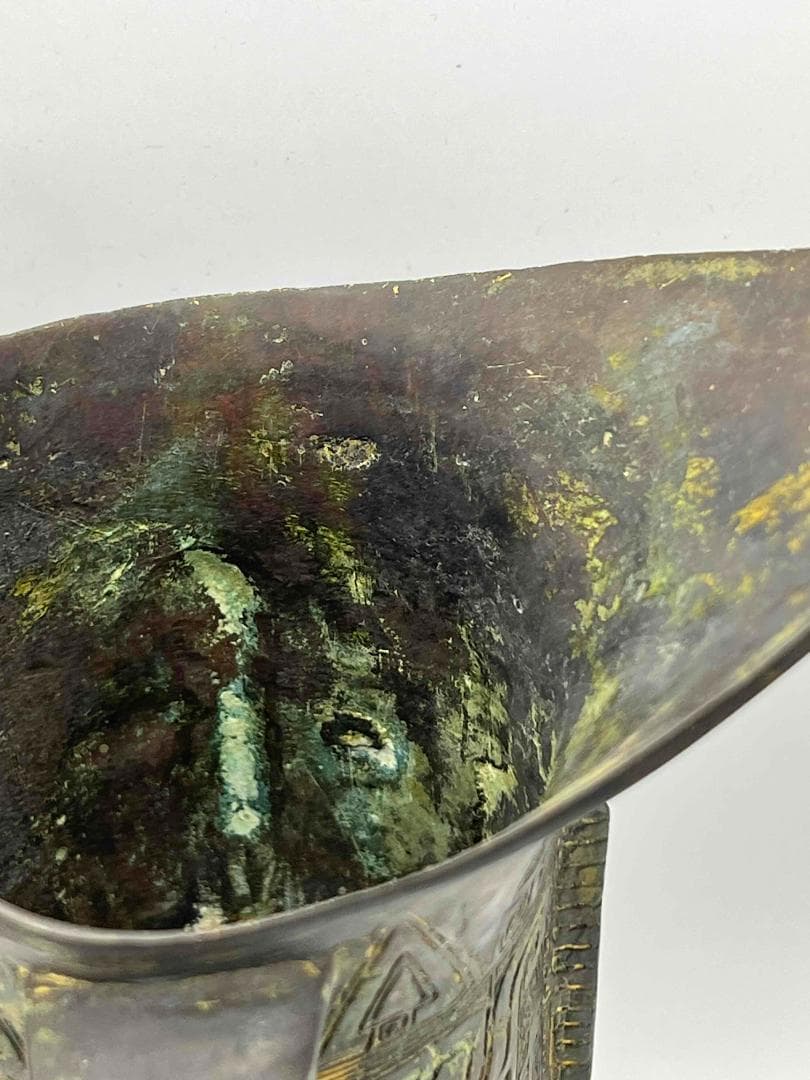 明時代 銅饕餮紋角型爵　酒杯　鑑賞物　置物　唐物　中国古玩(E-67)