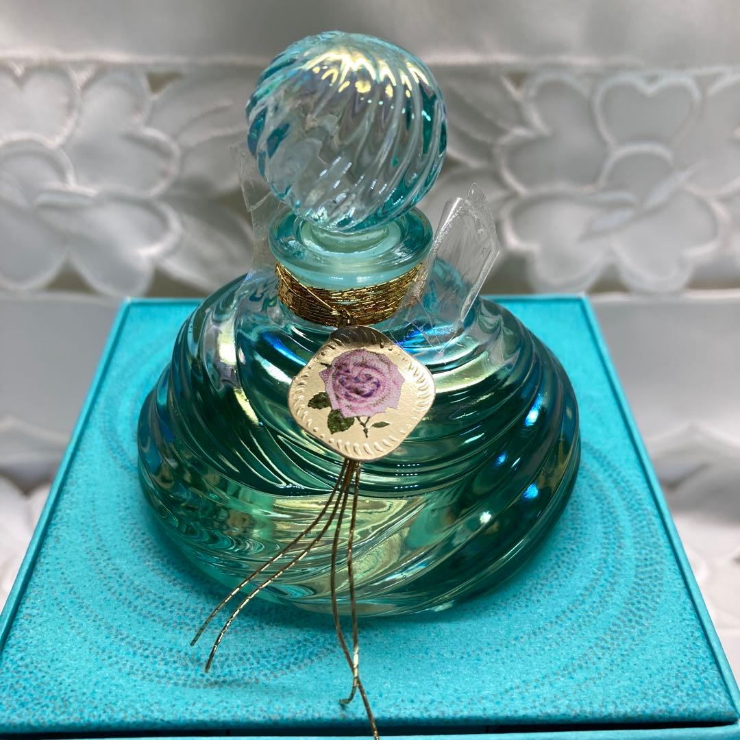 資生堂ローズロワイヤルパルファム32ml