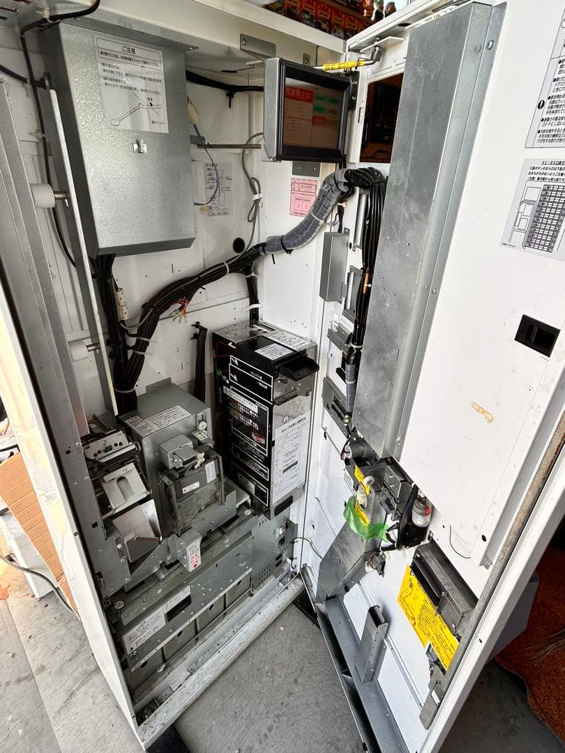 押しボタン式券売機 KC-BX30NN2 裏芝自動販売機高額紙幣対応　新札未対応