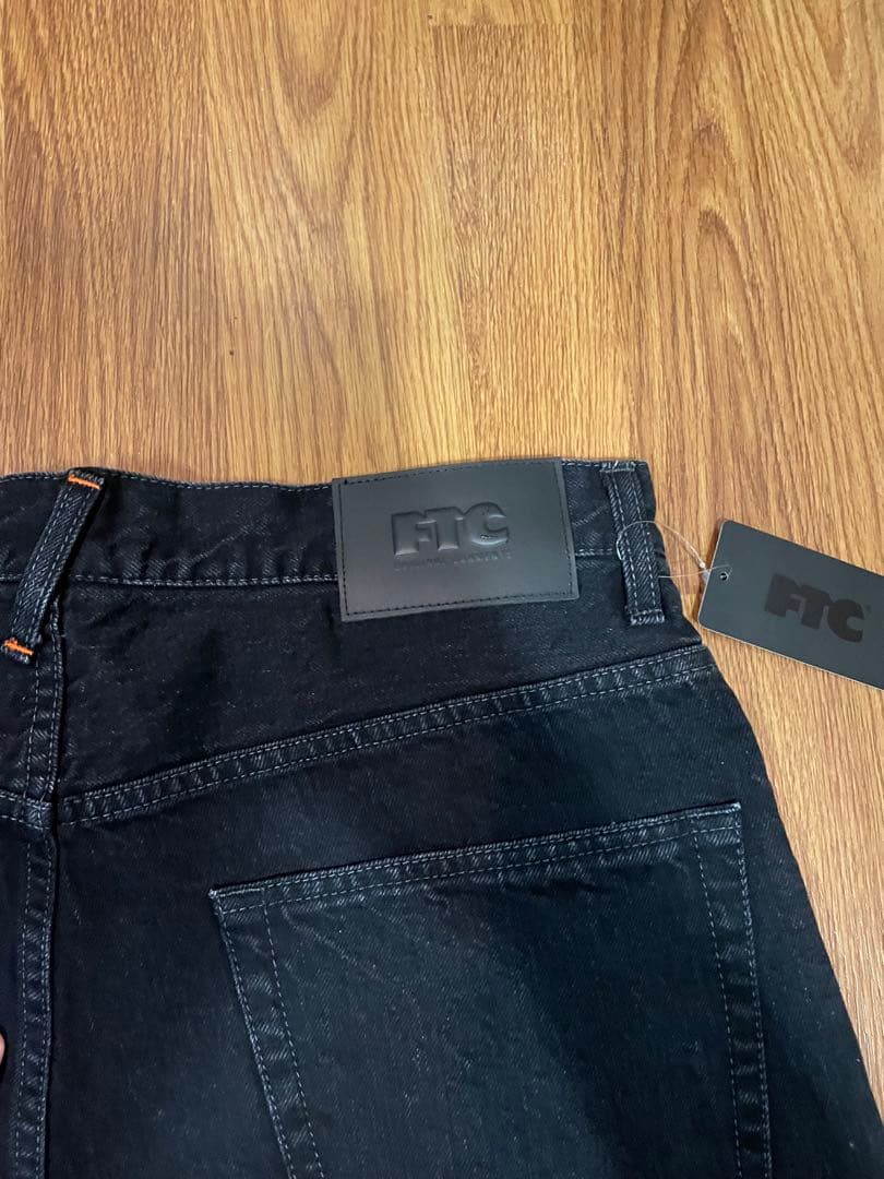 FTC EMB ブラックデニム L-34