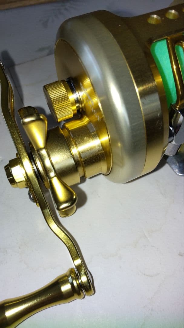 ヒラマサさん専用イワ ミリオネア 250sf 中古品 断捨離 ハンドルカスタム